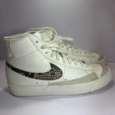 Size 7.5 - Nike Blazer '77 SE Mid Snakeskin W - image 1 of 4