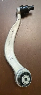 Brazo de control inferior delantero izquierdo GM con rótula Cadillac CT6 2016 2017 2018-2020 Foto 1 de 4