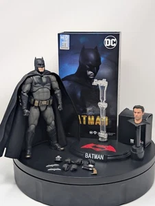 Batman (DC1008H) - Batman V Superman: Dawn of Justice (Deluxe Version) | Fondjoy - Picture 1 of 18
