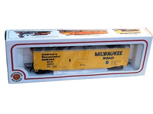 BACHMANN MILWAUKEE ROAD 50' PLUG DOOR BOX CAR MILW 56500 - HO Scale MIB - Picture 1 of 6
