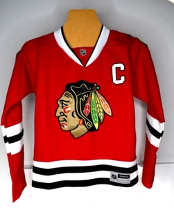 BLACKHAWKS #19 REEBOK Official Embroidered Jersey  Jonathan TOEWS NHL Women's S - Picture 1 of 5