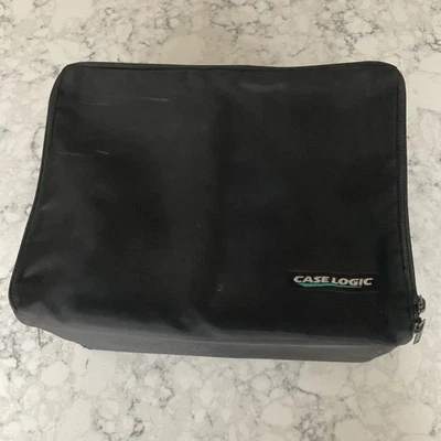 Vtg Case Logic CD Carrying Case 30 Capacity Storage w/ Strap & Zipper   - Image 1 of 3