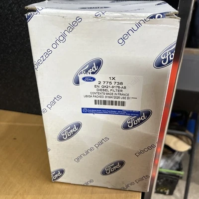 Genuine Ford Custom Transit 2.0 EcoBlue Diesel Fuel Filter Element 2016- 2775738 - Image 1 of 2