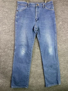 Jeans de mezclilla azules de corte regular Wrangler de colección estilo vaquero 36x32 - Imagen 1 de 9