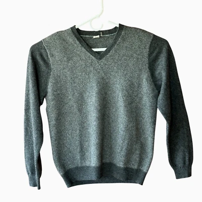 Suéter Kinross Cuello en V Para Hombre Mediano Gris Cachemira Cuello en V Patrón Espiga Foto 1 de 4