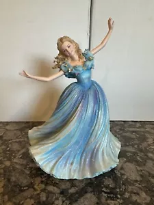 Disney Enesco Modellino Cenerentola Live Action - Foto 1 di 4