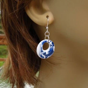Faux Ming dynasty Chinese porcelain earrings - small Blue and white - Picture 1 of 6
