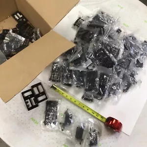 Futaba Servo Trays For RC Futaba FP-S2831 Servo Trays New Box Of 80+ - Picture 1 of 5