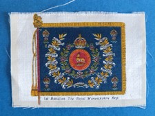 SILK CIGARETTE CARD - Morris - REGIMENTAL COLOURS: 1st Bn The Royal Warwickshire