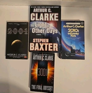 Arthur C. Clarke 4 Book Lot Space Odyssey 2001, Odyssey 2010 & More Sci Fiction - Foto 1 di 6