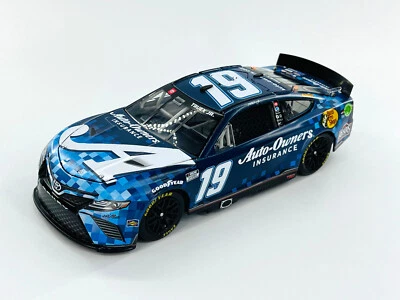 MARTIN TRUEX JR 2022 SEGURO DE AUTOPROPIETARIOS 1:24 ELITE NASCAR DIECAST Foto 1 de 3