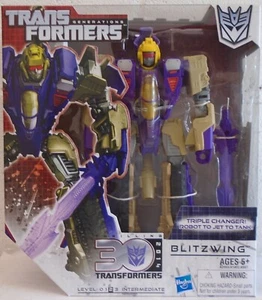 Transformers Generations Blitzwing Voyager Class 2014 30th Jet Tank Hasbro - Bild 1 von 2
