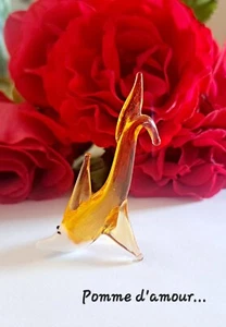 Verre de Murano petite figurine à poser, délicate et raffinée, 6 x 3.5 cm. Neuf - Picture 1 of 3