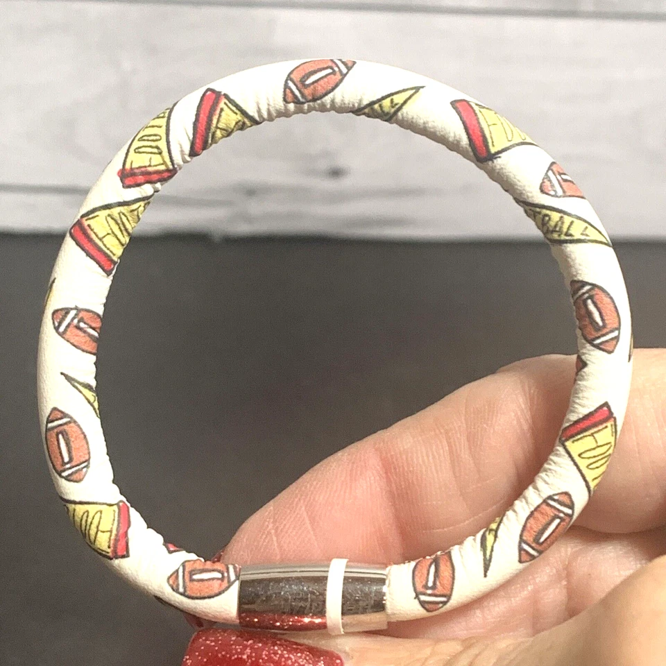 Brighton Team Spirit Bracelet Jf4173 Size Ml Made in USA