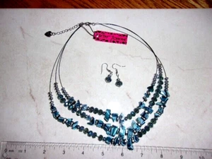 Juego de collar/pendientes multicapa pieza abulón azul Betsey Johnson - Imagen 1 de 6