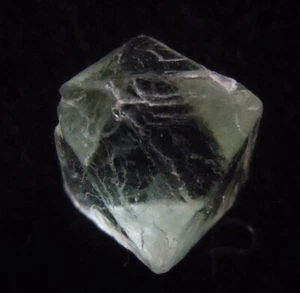 LIGHT GREEN FLUORITE OCTAHEDRON (FL45/4) mineral from Xianghualing Mine, China - Picture 1 of 7