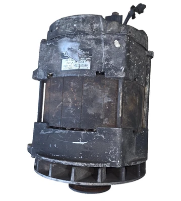 Daewoo Bus Alternator 24V 200A – Part No. 182200990 - Image 1 of 4