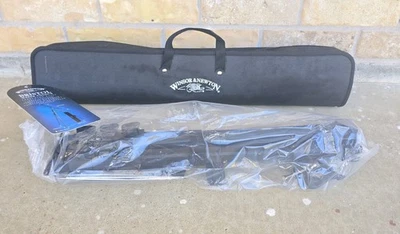 Winsor & Newton Bristol Alum Sketching Easel Black Carrying Case - Image 1 of 4