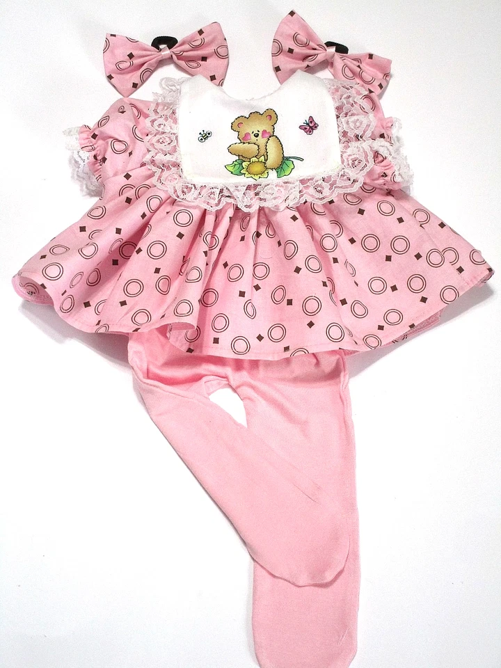 Ropa para muñeca Cabbage Patch: ajuste para muñeca de 16": juego de vestido rosa/oso de peluche: 4 piezas Foto 1 de 1