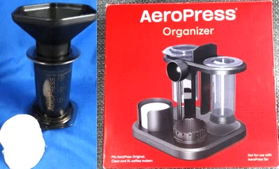 Cafetera y cafetera espresso portátil AeroPress más un organizador AeroPress Foto 1 de 4