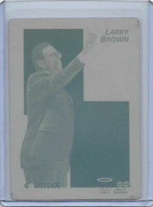 1 OF 1 COACH LARRY BROWN 1992 COURTSIDE CARD PRINTING PLATE KANSAS JAYHAWKS 1/1 - Bild 1 von 2