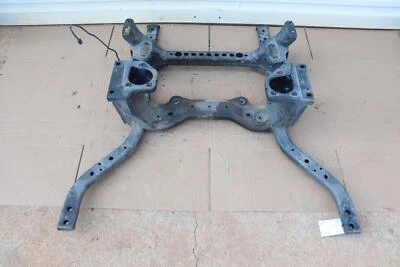 2015-2016 FORD MUSTANG ECOBOOST 2,3 Л M/T ПЕРЕДНИЙ ПОПЕРЕЧНЫЙ ПОДРАМНИК OEM - Изображение 1 из 4