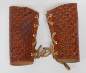 HAND CRAFTED TOOLED Leather Arm Guards Gauntlet Wristband Medieval Bracer Viking - Picture 1 of 7