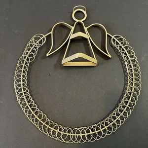 Metall Spiraldraht Weihnachtskartenhalter goldfarben Kranz Engel Fotos Grannycore - Bild 1 von 9