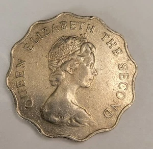 1982 Hong Kong Two (2) dollar coin - circulated - Queen Elizabeth - Picture 1 of 2