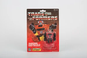 Transformers G1 Red AUTOBOT CLIFFJUMPER REISSUE Christmas Gift Toys - Picture 1 of 4