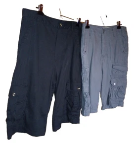 2 pairs Mens Cargo Shorts both have 33" waist, 18 pockets in all, 1 black 1 gray - Bild 1 von 17
