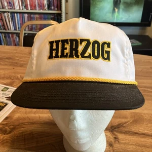 Copricapo vintage Heartland anni 90 maglia bianca corda camionista ricamato HERZOG made in USA - Foto 1 di 6