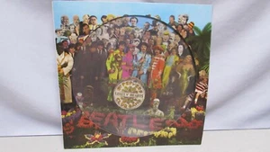 THE BEATLES - Sgt. Pepper's Lonely Hearts Club Band - 1979 UK Picture Disc - Picture 1 of 6