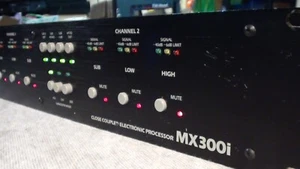 EAW MX 300i Close Coupled Electronic Processor, Crossover - Picture 1 of 10
