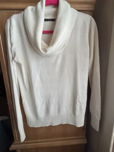 Carol Rose Sweater - Picture 1 of 4