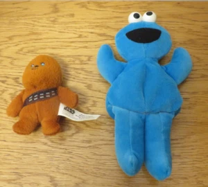 3,5 Zoll BABY CHEWBACCA UND 7 ZOLL BABY COOKIE MONSTER PLÜSCH - Bild 1 von 4