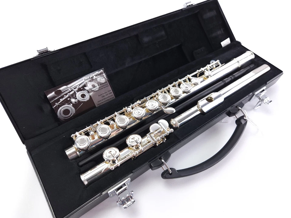 雅马哈 282 (~ 262) 中间开口长笛 C 脚翻新 ++ — 第 1/4 张图片