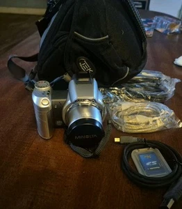 Minolta Dimage Z1 Digital Camera Digicam 10x Optical Zoom Silver Case Tested - Picture 1 of 6