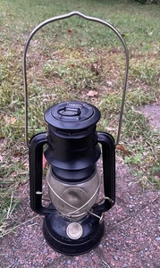 Dietz "The Original '76" Kerosene Barn Lantern, Black, 10.5" Tall - Picture 1 of 6