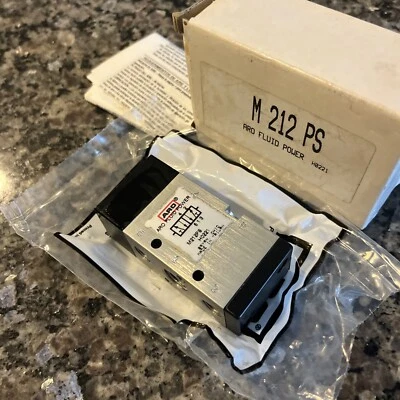 Ingersoll Rand ARO E212PS Pilot Valve 1/4in Port 150 PSI *NEW* - Image 1 of 3