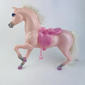 Barbie bambola schiaccianoci marzapane cavallo rosa 2003 HTF Mattel Pony - Foto 1 di 11