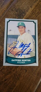1988 PACIFIC SIGNED CARD JIM CATFISH HUNTER OAKLAND ATHLETICS A'S YANKEES HOF 16 - Picture 1 of 1