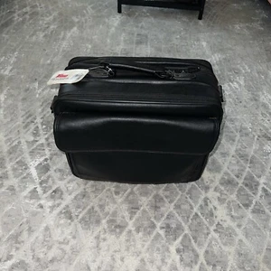 Targus Black Universal Notebook Case Laptop Bag Multiple Compartment Model CUN1 - Picture 1 of 10