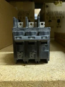 Siemens ITE BQ3B020 20A 3-Pole 240V Bolt-On Circuit Breaker New - Picture 1 of 6