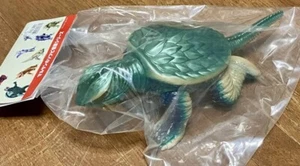 Juguete de vinilo pintado color griego y azul Gamera Showa Marusan Sofubi de cuatro patas - Imagen 1 de 2