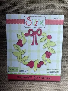 Sizzix Christmas Wreath - Bow, Berries, Holiday - Picture 1 of 4