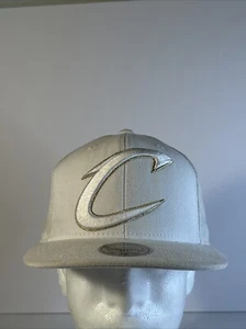 Gorra Cleveland Cavaliers Snap Back Mitchell & Ness NBA Hombres Baloncesto Cavs - Imagen 1 de 13