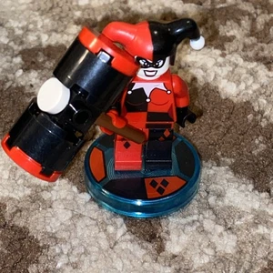 Lego Dimensions 71229 Harley Quinn Minifigura con Martillo y Etiqueta/Base - Imagen 1 de 2