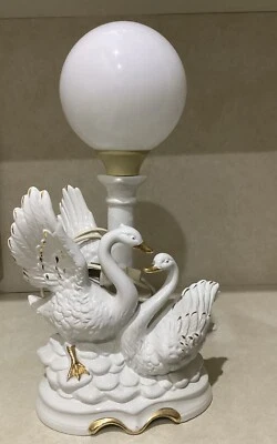 Vintage Porcelain Swan Lamp With Gold Detail - Image 1 of 4