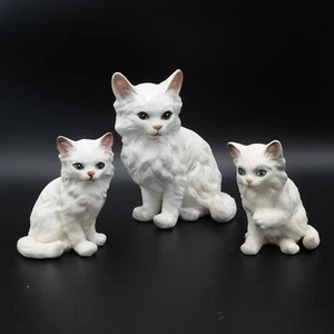 Juego 3 Estatuillas De Colección Lefton Gato Persa Blanco, Gatitos H1514 H1514 Ojos Azules - Imagen 1 de 12